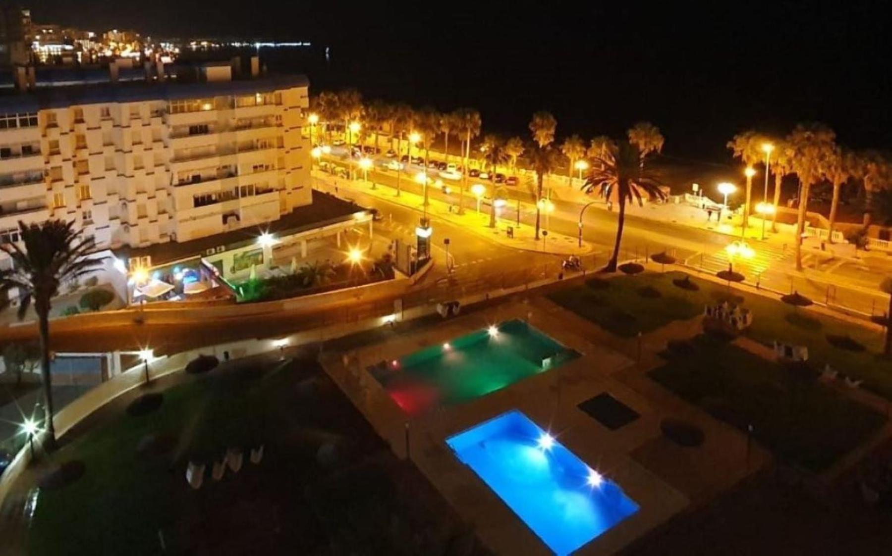 Aloha Beach Vibe Benalmádena Esterno foto